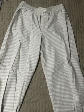 wild fable White and Light Gray Striped Sheet Set